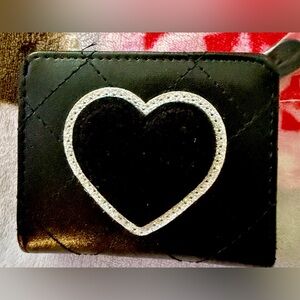 NEW Betsey Johnson Black Heart Bifold Wallet